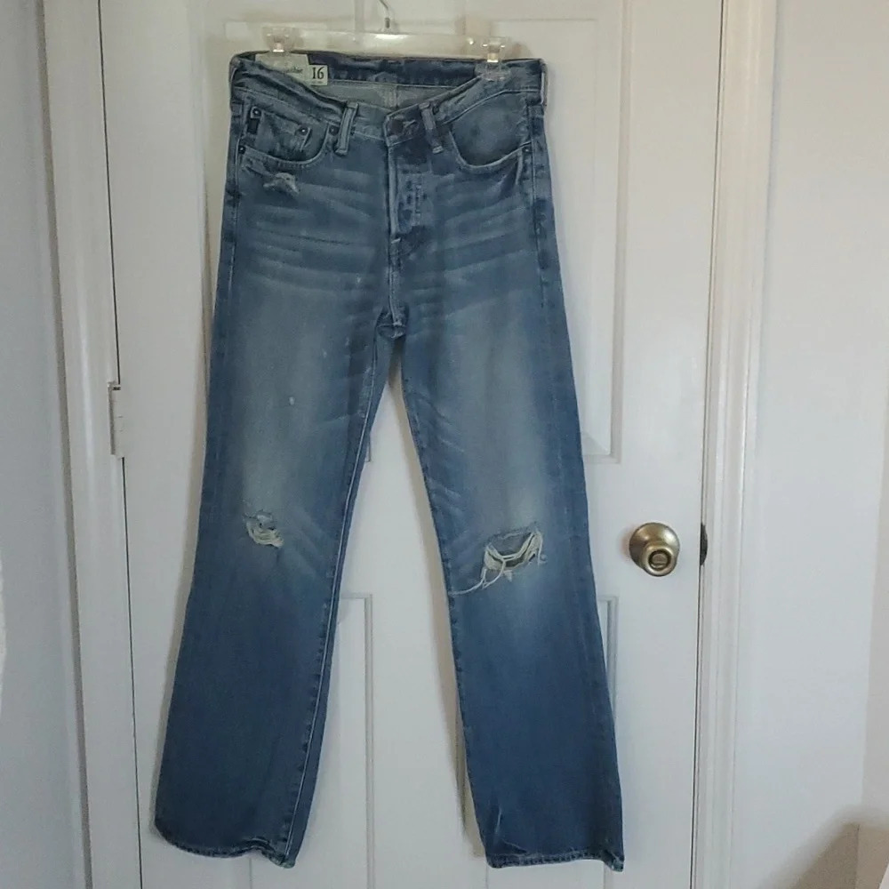 Abercombie Kilburn Low Rise Boot Distressed Girls Jeans with Button Fly